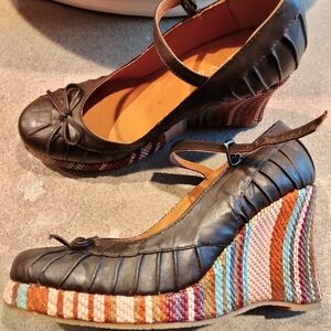 Two Lips Black Wedges with Colorful Stripes Size 6